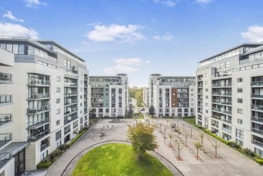 Pump House Crescent, Brentford TW8 image 14