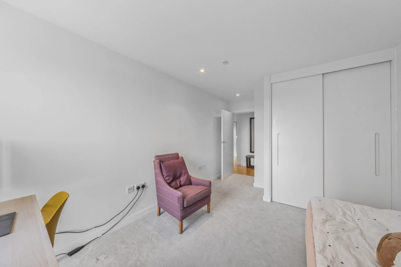 3 bedrooms apartments/flats to sale in Pump House Crescent, Brentford-image 15