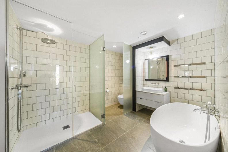 2 bedrooms apartments/flats to sale in Crisp Road, Hammersmith-image 17