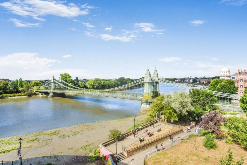 2 bedrooms apartments/flats to sale in Crisp Road, Hammersmith-image 1
