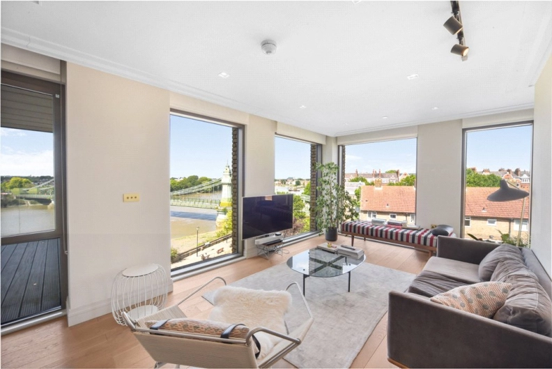 2 bedrooms apartments/flats to sale in Crisp Road, Hammersmith-image 2