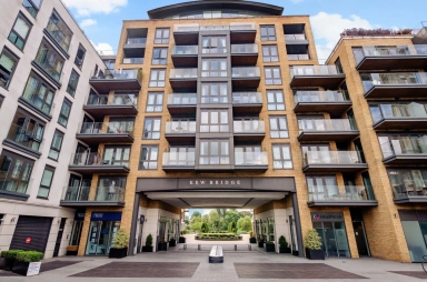 Kew Bridge Road, Brentford TW8 image 14