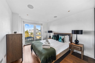 Kew Bridge Road, Brentford TW8 image 11