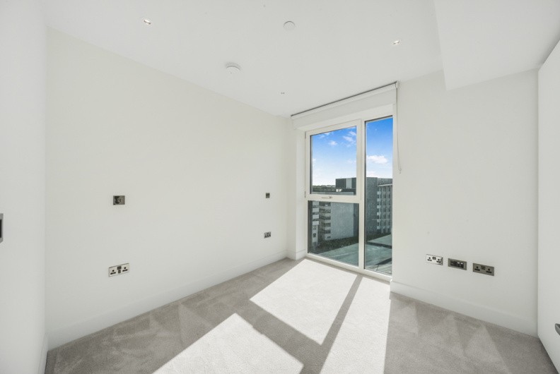 2 bedrooms apartments/flats to sale in Cascade Way, White City-image 4