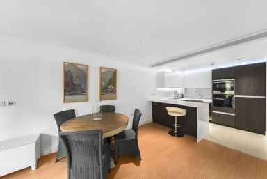 Kew Bridge Road, Brentford TW8 image 8