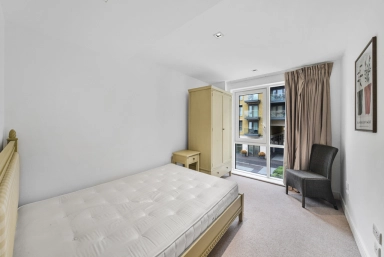 Kew Bridge Road, Brentford TW8 image 9