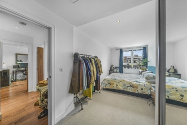 Kew Bridge Road, Brentford TW8 image 12