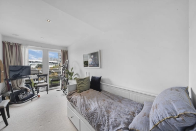 Kew Bridge Road, Brentford TW8 image 11