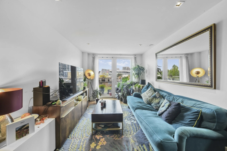 2 bedrooms apartments/flats to sale in Kew Bridge Road, Brentford-image 8