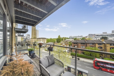 Kew Bridge Road, Brentford TW8 image 14