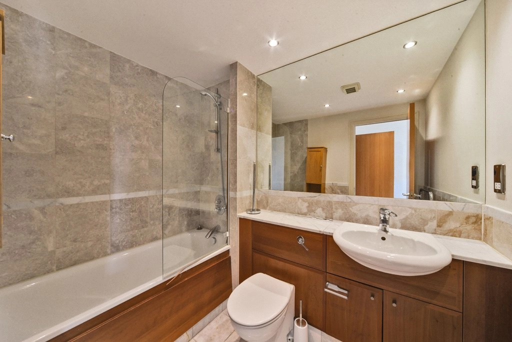 2 bedrooms apartments/flats for sale in Shad Thames, Bermondsey - SE1 view 8