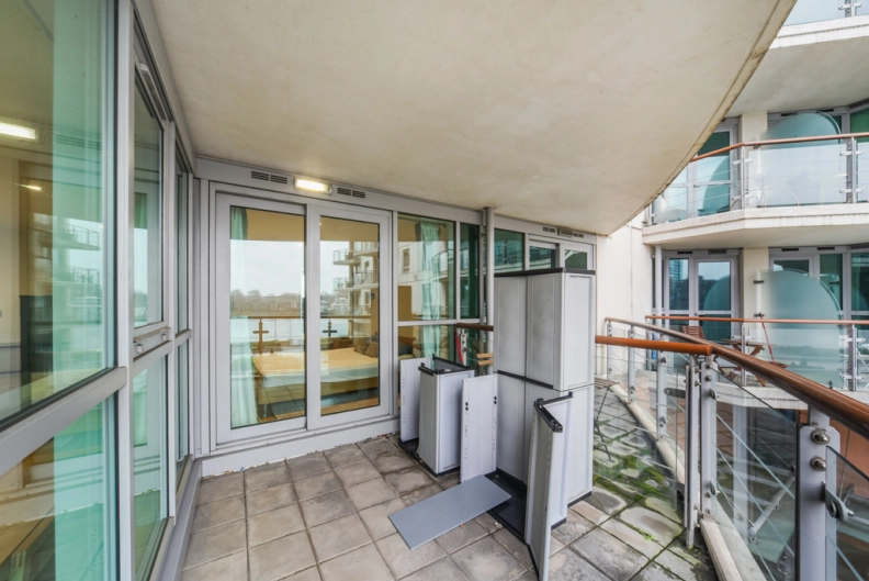 1 bedroom apartments/flats for sale in St. George Wharf, Vauxhall - SW8 view 14