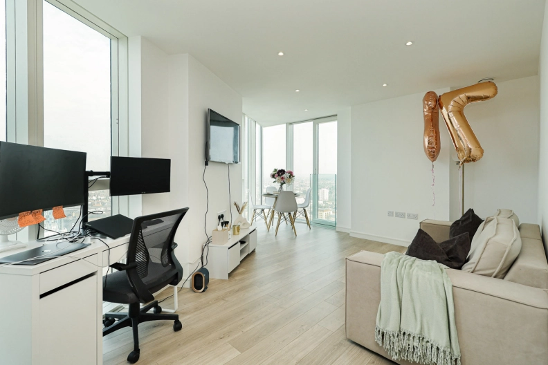 1 bedroom apartments/flats to sale in Saffron Central Square, Croydon-image 9