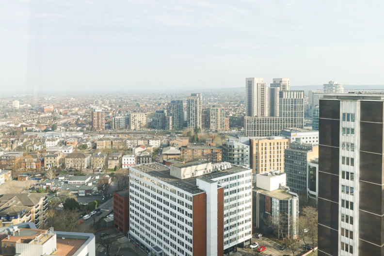 1 bedroom apartments/flats to sale in Saffron Central Square, Croydon-image 12