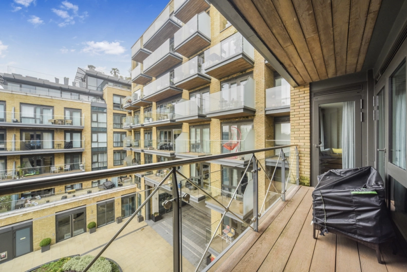 2 bedrooms apartments/flats to sale in Kew Bridge Road, Brentford-image 18