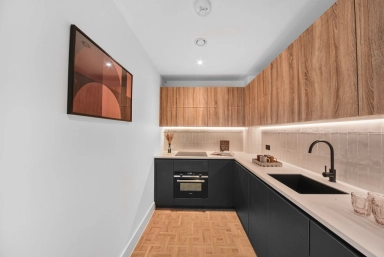 St. John's Hill, Clapham Junction SW11 image 4