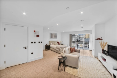 St. John's Hill, Clapham Junction SW11 image 2