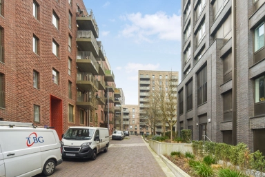 St. John's Hill, Clapham Junction SW11 image 1