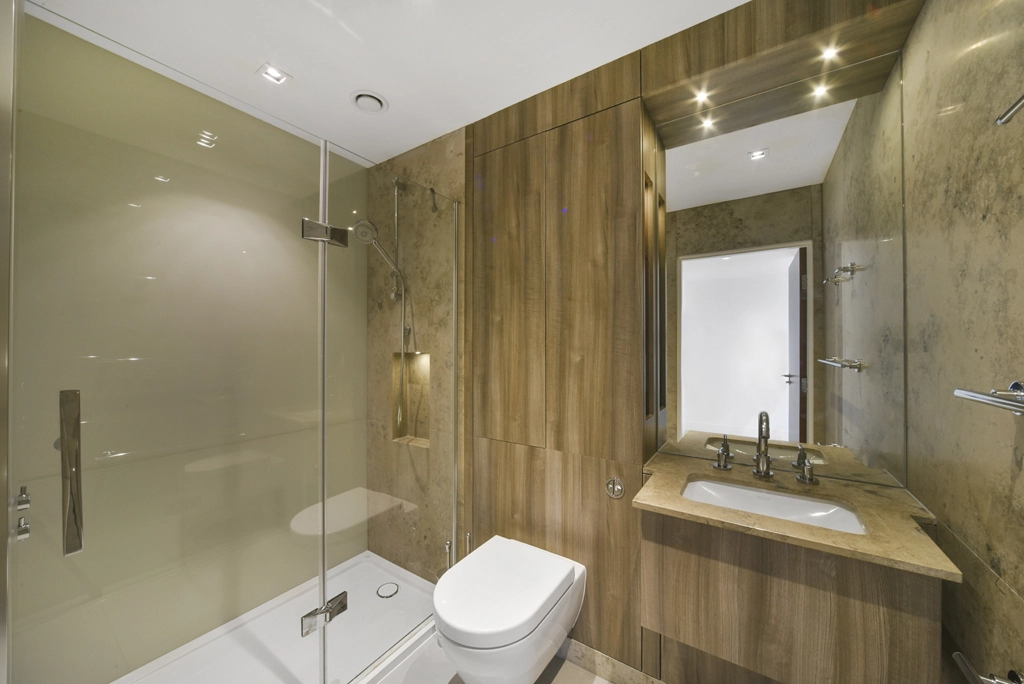 2 bedrooms apartments/flats for sale in Kew Bridge Road, Brentford - TW8 view 14