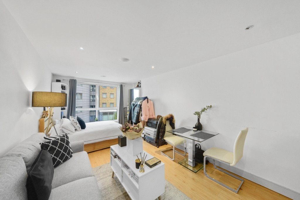 Studio apartments/flats for sale in Townmead Road, Fulham - SW6 view 2