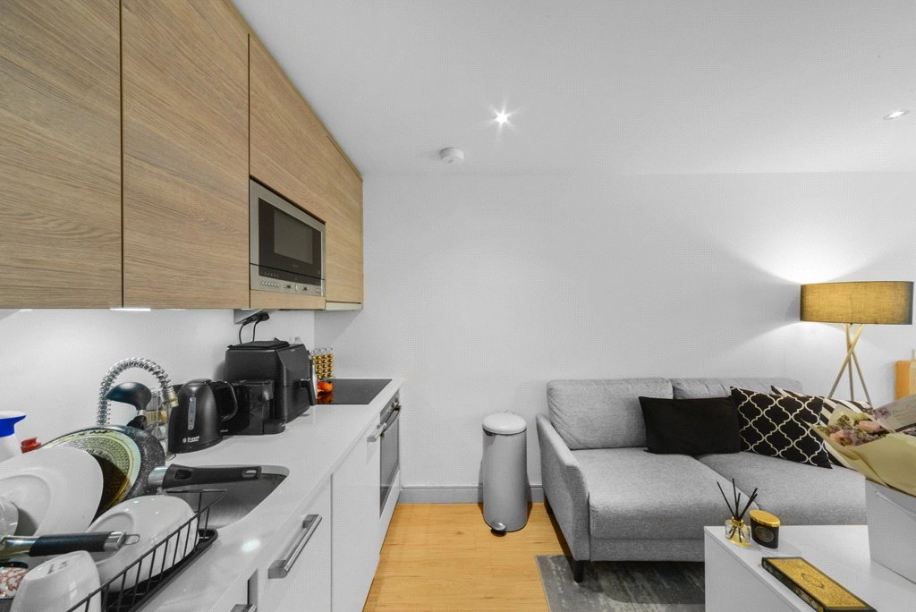 Studio apartments/flats for sale in Townmead Road, Fulham - SW6 view 4