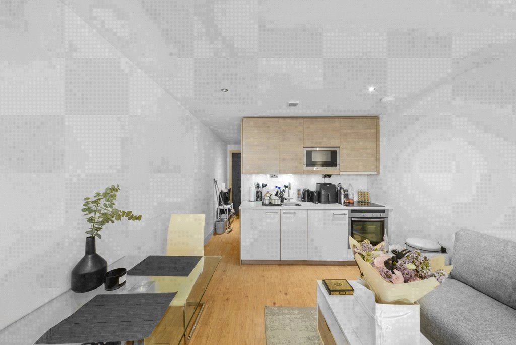 Studio apartments/flats for sale in Townmead Road, Fulham - SW6 view 9
