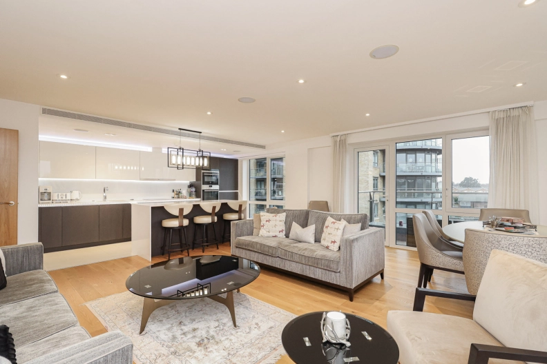 3 bedrooms apartments/flats to sale in Kew Bridge Road, Brentford-image 9