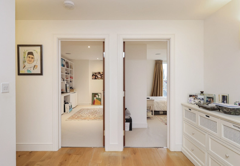 3 bedrooms apartments/flats to sale in Kew Bridge Road, Brentford-image 22