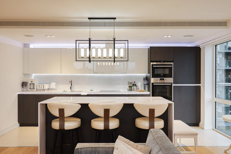 3 bedrooms apartments/flats to sale in Kew Bridge Road, Brentford-image 3