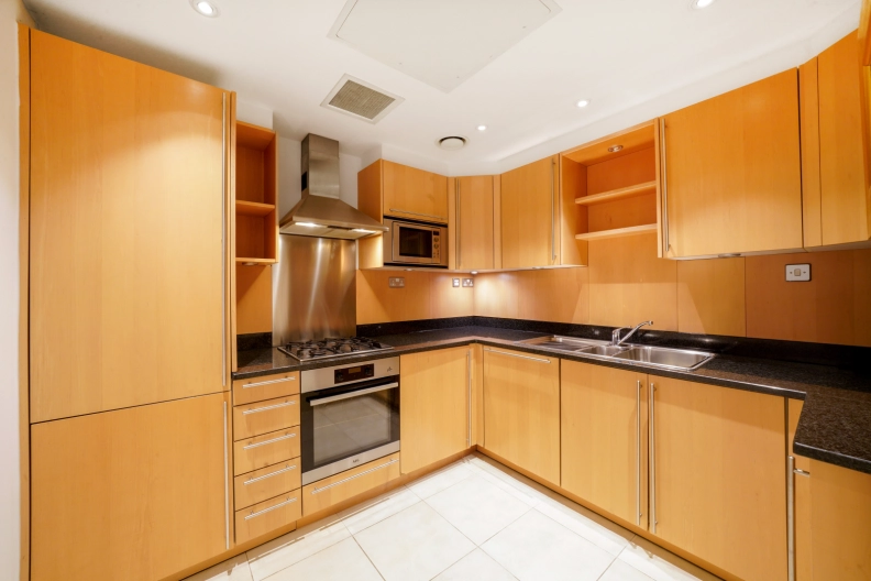 1 bedroom apartments/flats to sale in Coleridge Gardens, Fulham-image 3