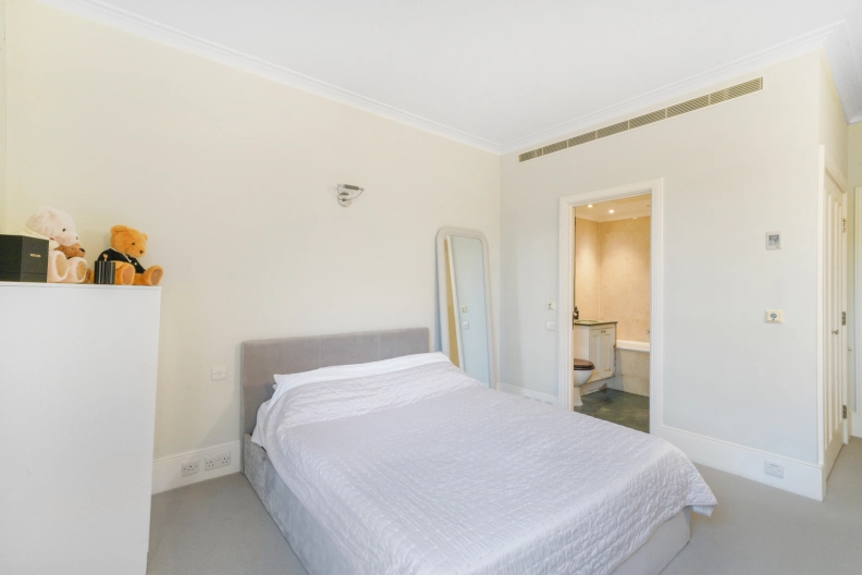 1 bedroom apartments/flats to sale in Coleridge Gardens, Fulham-image 14