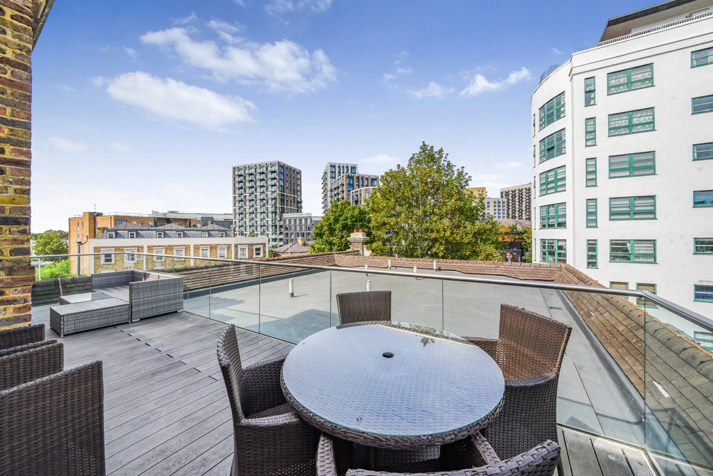 3 bedrooms apartments/flats for sale in Kew Bridge Road, Brentford - TW8 view 7