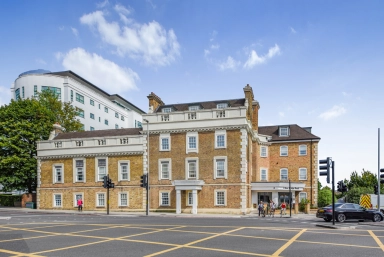Kew Bridge Road, Brentford TW8 image 1