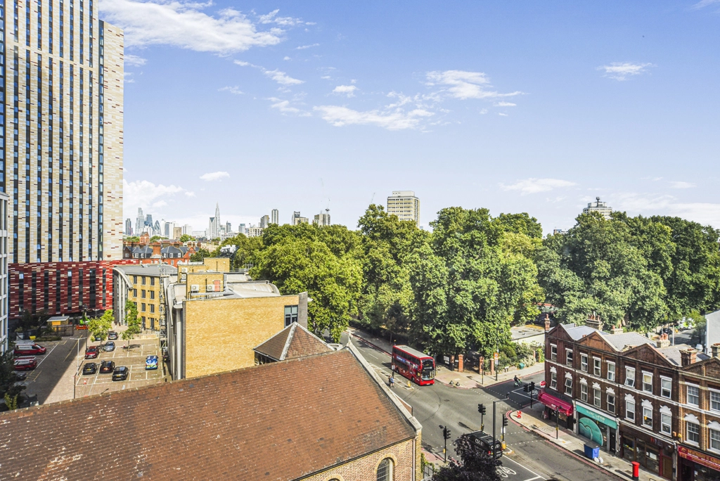 3 bedrooms apartments/flats for sale in Exchange Gardens, Vauxhall - SW8 view 13