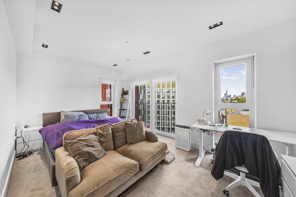 3 bedrooms apartments/flats for sale in Exchange Gardens, Vauxhall - SW8 view 11