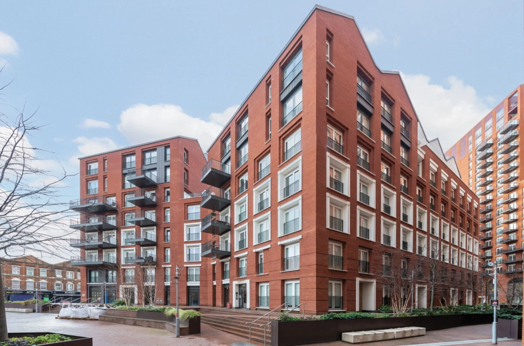 3 bedrooms apartments/flats for sale in Exchange Gardens, Vauxhall - SW8 view 1