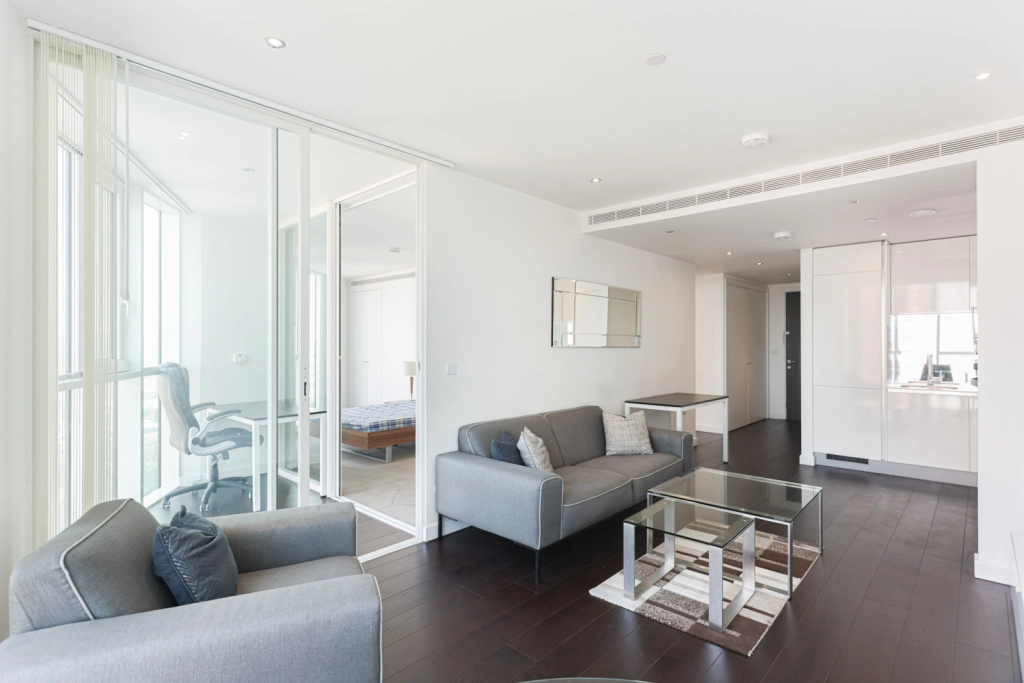 2 bedrooms apartments/flats for sale in Wandsworth Road, Nine Elms - SW8 view 9