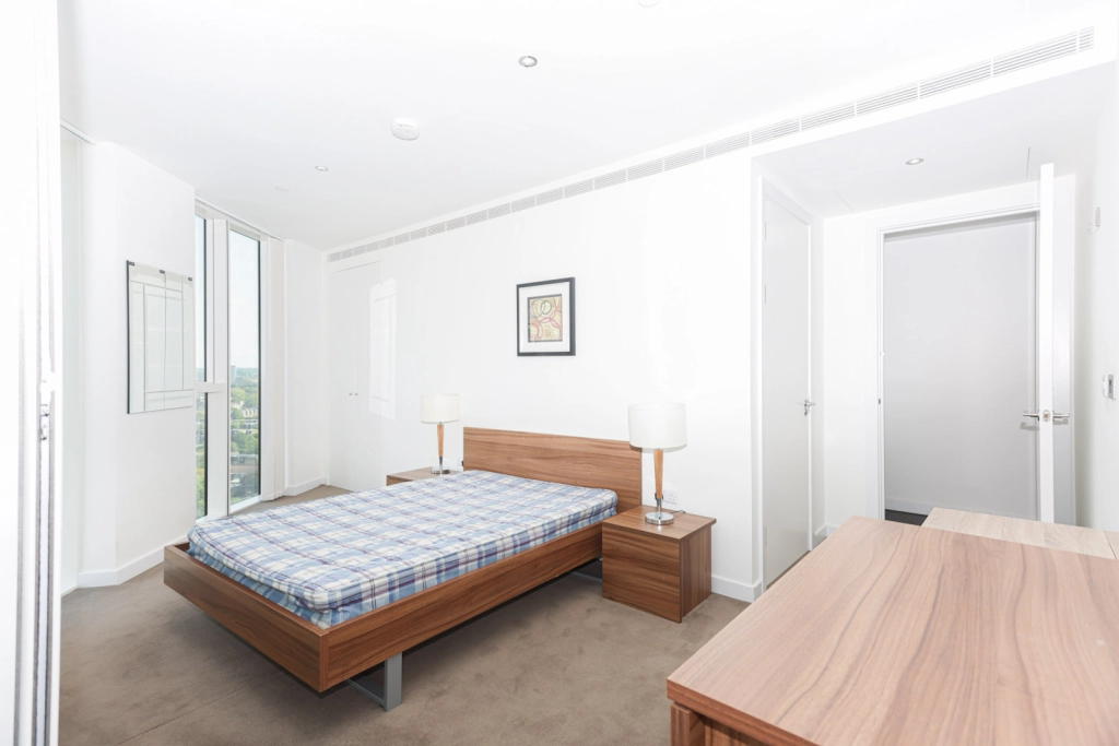 2 bedrooms apartments/flats for sale in Wandsworth Road, Nine Elms - SW8 view 13