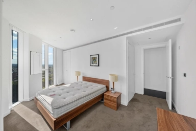 Wandsworth Road, Nine Elms - SW8 view 13