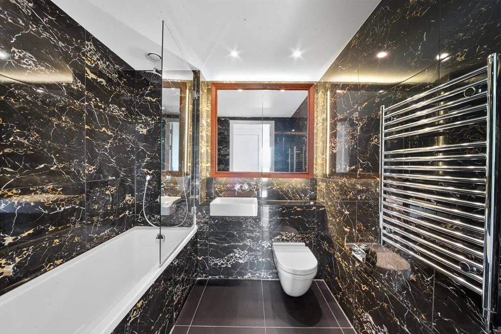 2 bedrooms apartments/flats for sale in Wandsworth Road, Nine Elms - SW8 view 6