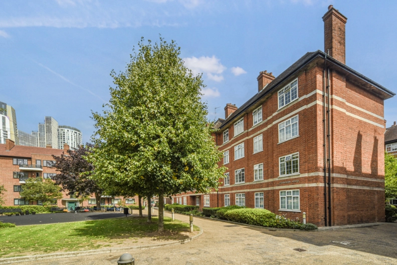 1 bedroom apartments/flats for sale in Hartington Road, Nine Elms - SW8 view 9