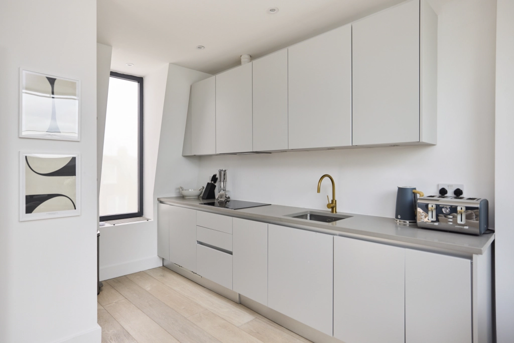 1 bedroom apartments/flats for sale in Elspeth Road, Clapham - SW11 view 10