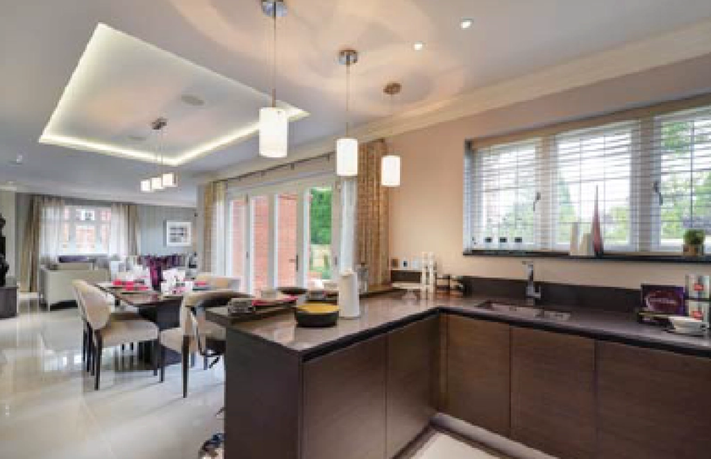 3 bedrooms apartments/flats for sale in Lucas Park Drive, Walton on the Hill - KT20 view 3