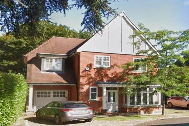 Lucas Park Drive, Walton on the Hill - KT20 view 1
