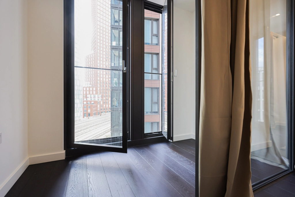 1 bedroom apartments/flats for sale in Bondway, Nine Elms - SW8 view 7