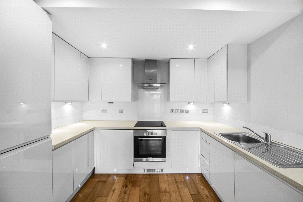 1 bedroom apartments/flats for sale in Cornell Square, Battersea - SW8 view 8