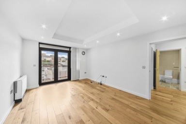 Cornell Square, Battersea - SW8 view 2