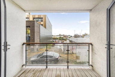 Cornell Square, Battersea - SW8 view 7