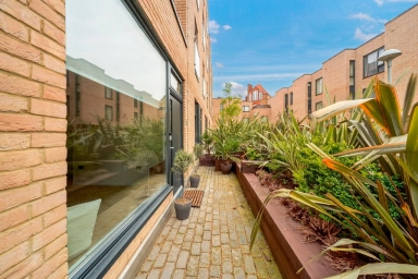 Vinery Way, Hammersmith - W6 view 7