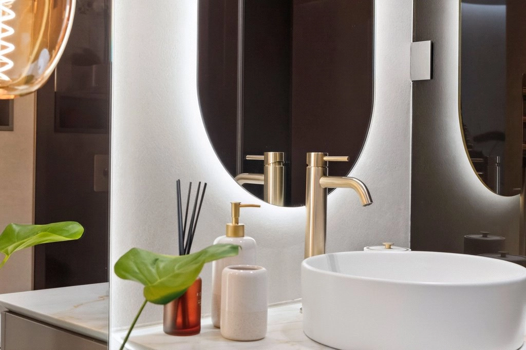 2 bedrooms apartments/flats for sale in Vinery Way, Hammersmith - W6 view 25